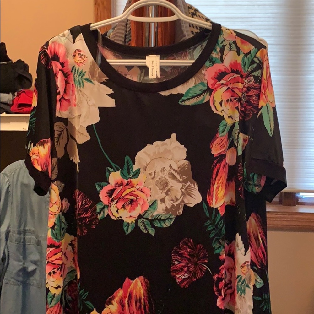 Flowered top